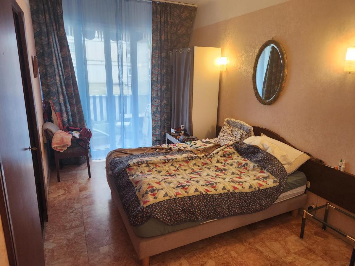 Big Apart 140M2 5Min Walk To Beach Sea &Promenade 3 Double Rooms,Big Living Room 42M2, 3 Showers,9 Beds, Free Parking نيس المظهر الخارجي الصورة