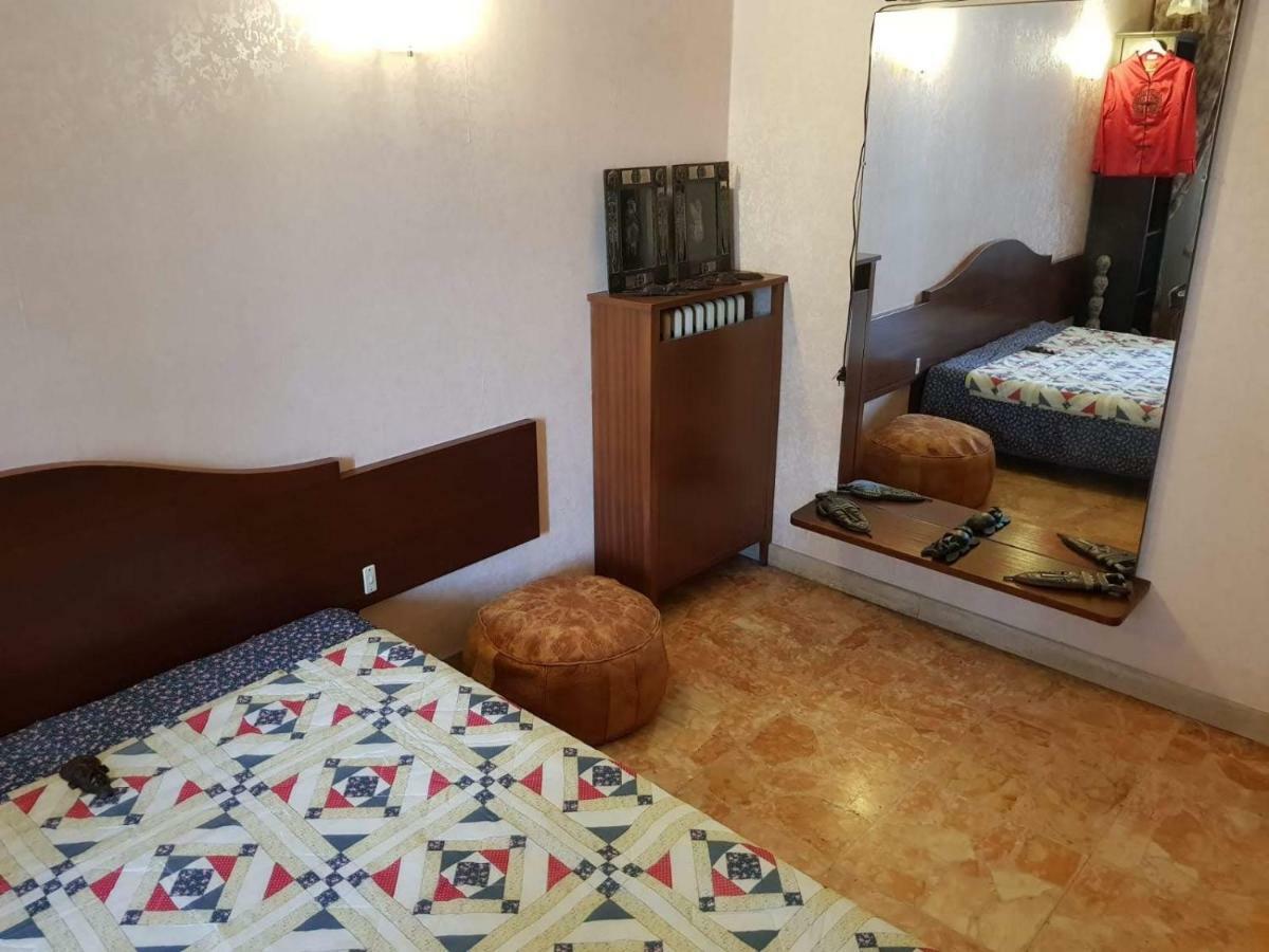 Big Apart 140M2 5Min Walk To Beach Sea &Promenade 3 Double Rooms,Big Living Room 42M2, 3 Showers,9 Beds, Free Parking نيس المظهر الخارجي الصورة