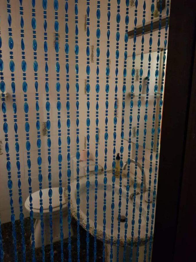 Big Apart 140M2 5Min Walk To Beach Sea &Promenade 3 Double Rooms,Big Living Room 42M2, 3 Showers,9 Beds, Free Parking نيس المظهر الخارجي الصورة